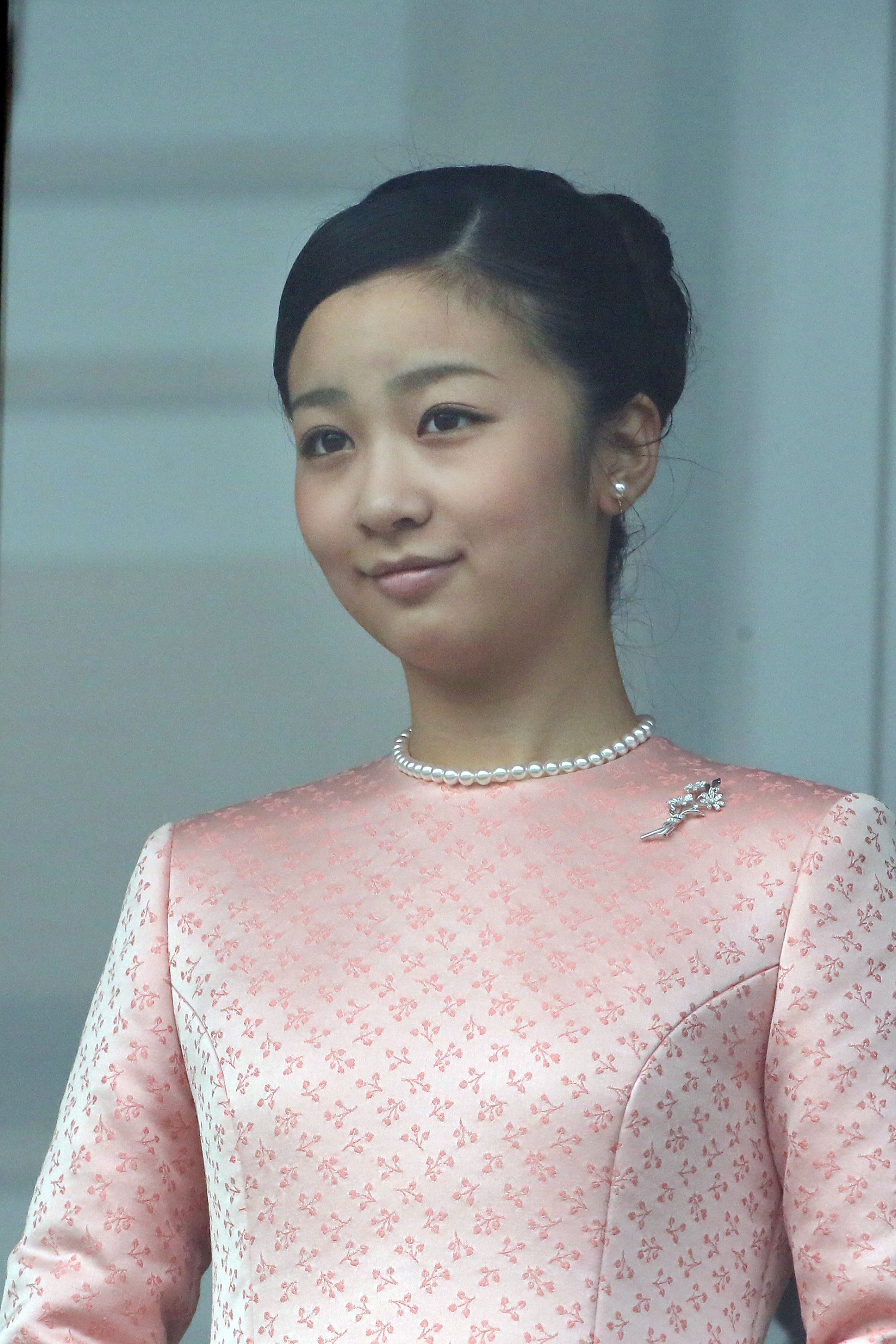 祝・25歳！ 可憐なプリンセス♡佳子さまの麗しい成長アルバム