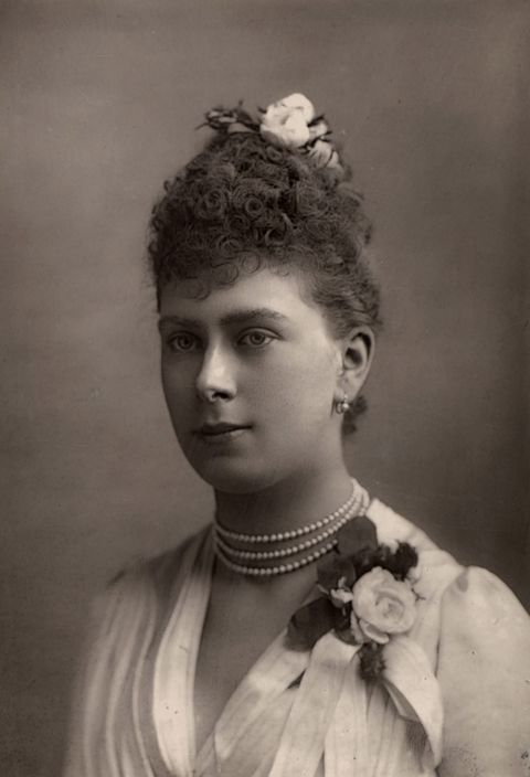 princess mary may of teck 1867 1953 at the time of her betrothal to prince george of wales who, as george v, succeeded his father edward vii as king of the united kingdom in 1910, when she became known as queen mary from the cabinet portrait gallery