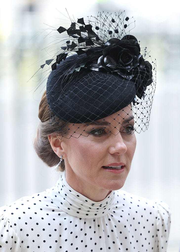 The Princess Of Wales Pairs A Fitting Tribute With Fashion's Favourite ...