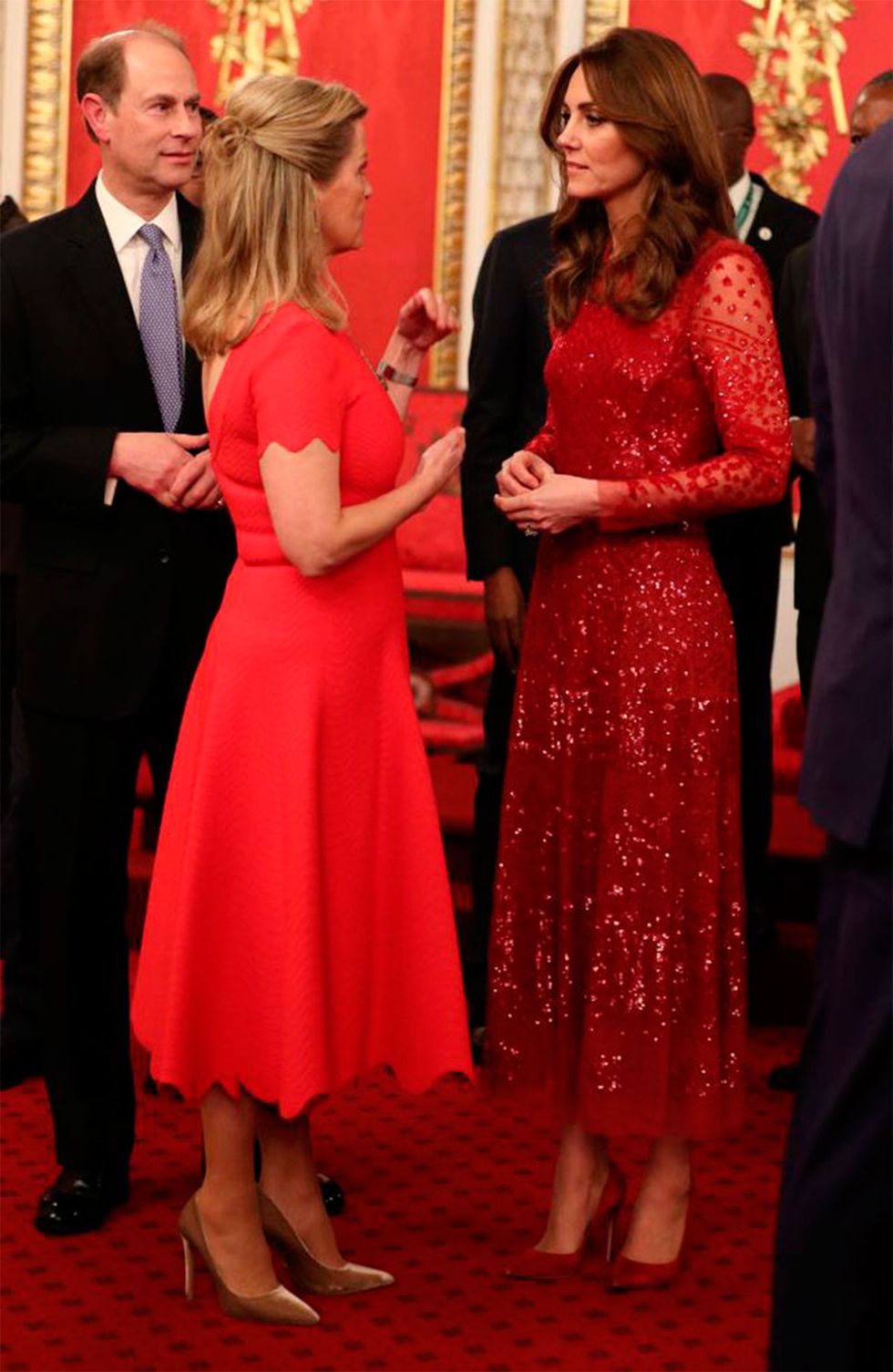 Eduardo de Inglaterra en una recepción real junto a su esposa Sofía Rhys-Jones y Kate Middelton