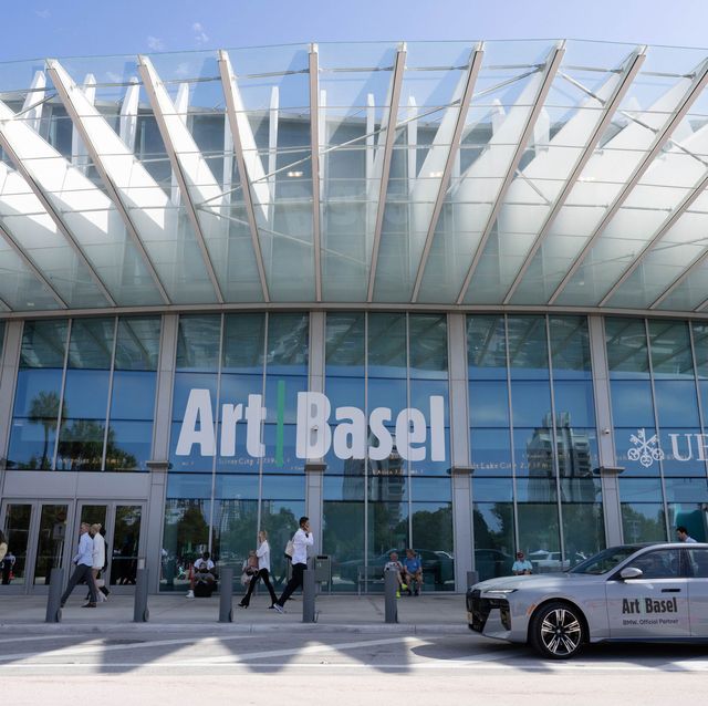 What to See at Art Basel Miami Beach 2022