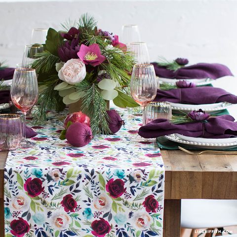 Tablecloth, Pink, Purple, Table, Textile, Flower, Centrepiece, Flower Arranging, Cut flowers, Linens, 