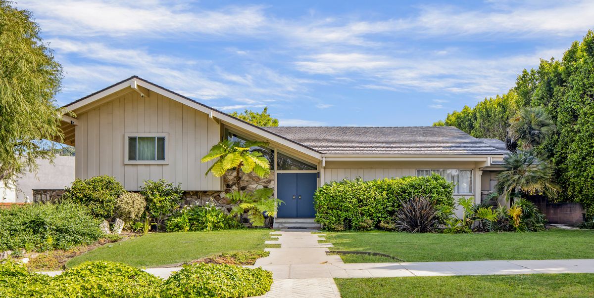 The Brady Bunch Home Sold for $200K LESS After HGTV's Massive ... - House Beautiful thumbnail