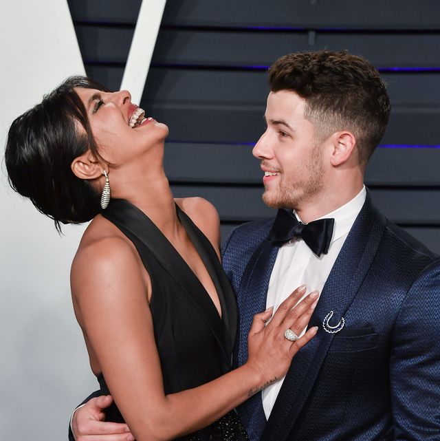 Priyanka Chopra Sex Sex Sex - Priyanka Chopra Says She Believes in FaceTime Phone Sex With Nick Jonas