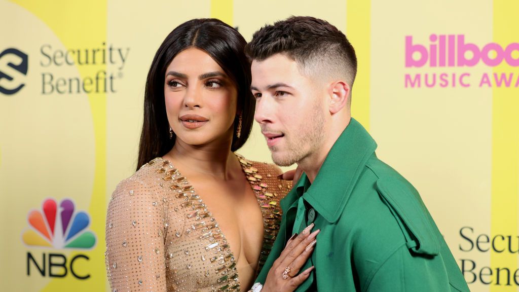 Priyanka Chopra and Nick Jonas Show PDA at Billboard Music Awards in 2021