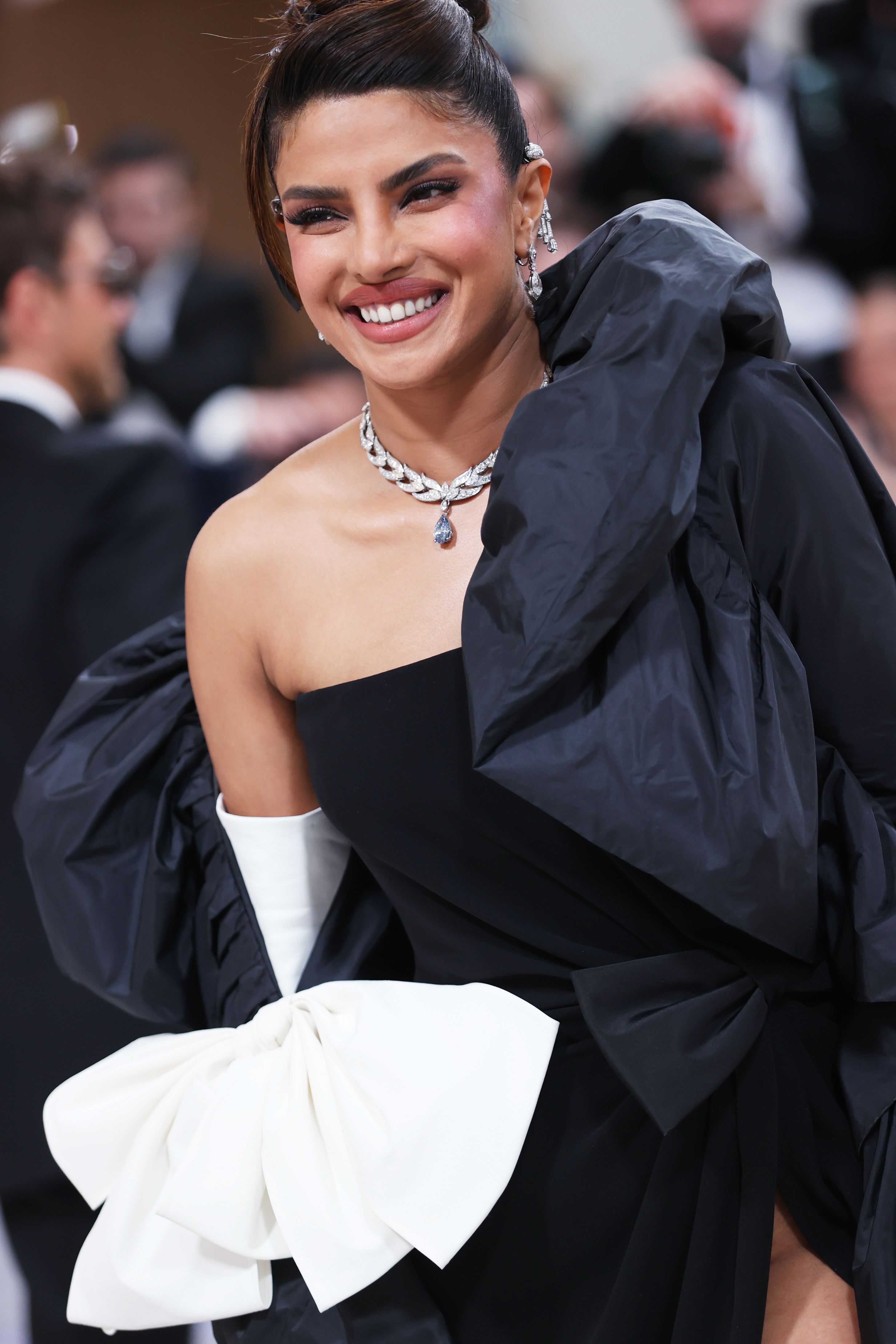 Priyanka Chopra wears Bulgari necklace worth $25 million at the Met Gala