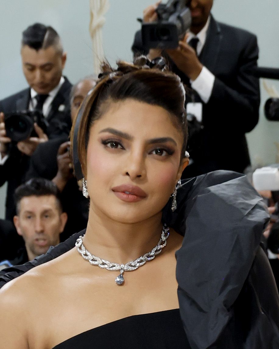 Priyanka Chopra's Bulgari Necklace Made History at the Met Gala - See Photos