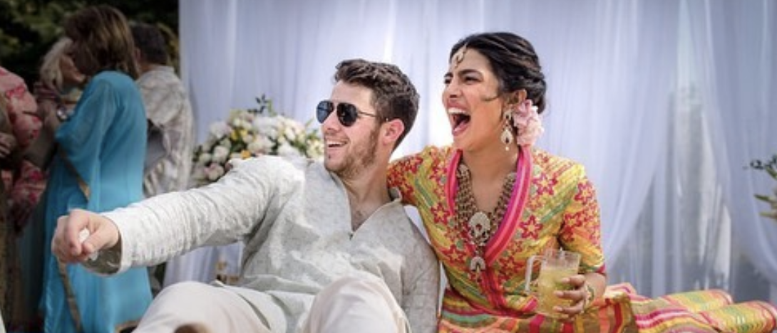 Priyanka chopra wedding lehenga Buy Online Saree Salwar Suit Kurti Palazzo  Sharara 7