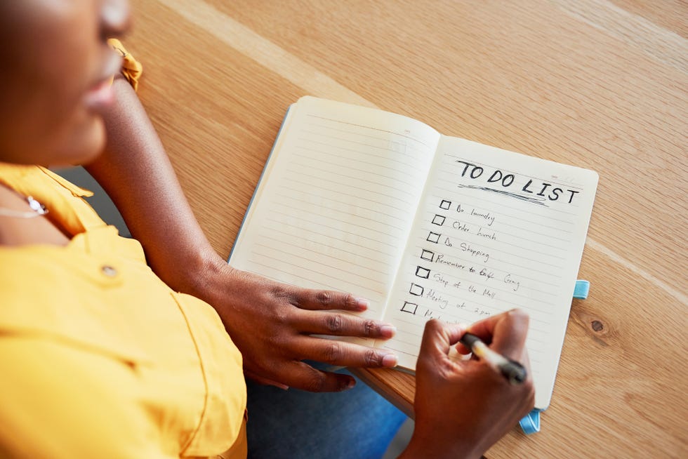 writing a to do list