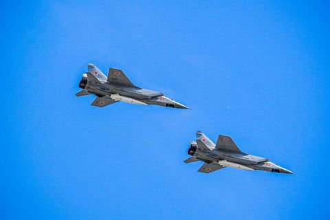 russias mig 31 supersonic interceptor jets carrying hypersonic kinzhal dagger missiles fly over red square during the victory day military parade in moscow on may 9, 2018   russia marks the 73rd anniversary of the soviet unions victory over nazi germany in world war two photo by yuri kadobnov  afp        photo credit should read yuri kadobnovafp via getty images