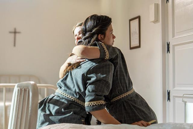 la promesa rtve martina y juana residencia