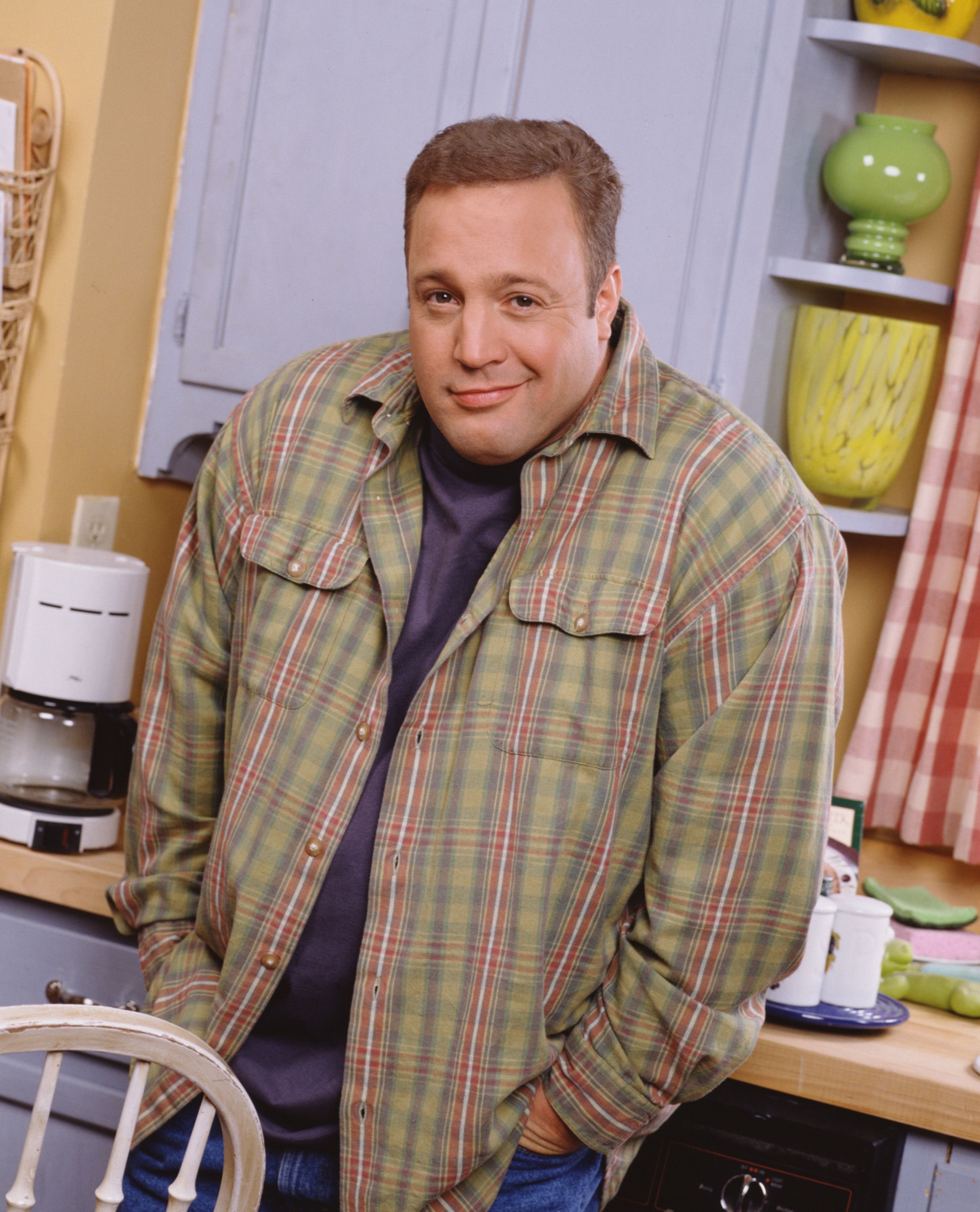 promotional-portrait-of-american-actor-and-comedian-kevin-news-photo-1695919981.jpg