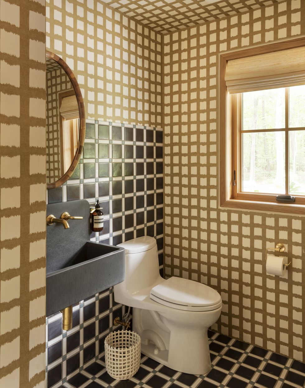 OXO Bathrooms: 8 Things To Make A Small Bathroom More Luxurious   Contemporary small bathrooms, Small bathroom, Very small bathroom