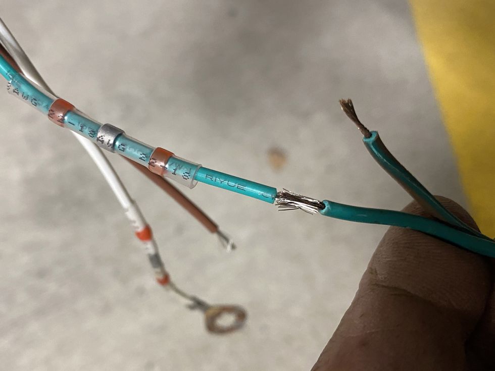 How to solder wires?