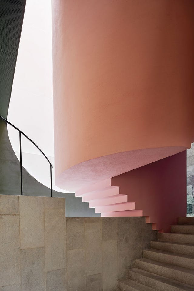 '22 Dwellings' apartment building in Barcelona