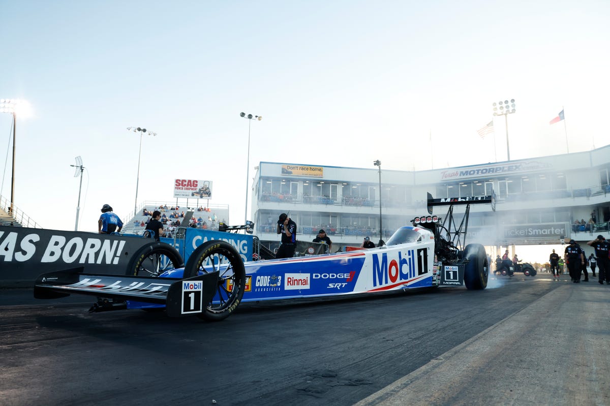 Leah Pruett earns first win for Tony Stewart Racing in NHRA Top