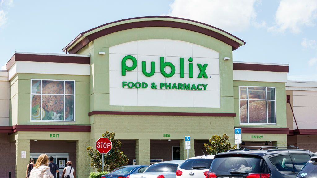 Is Publix Open on New Year's Day 2024? What to Know Before Shopping