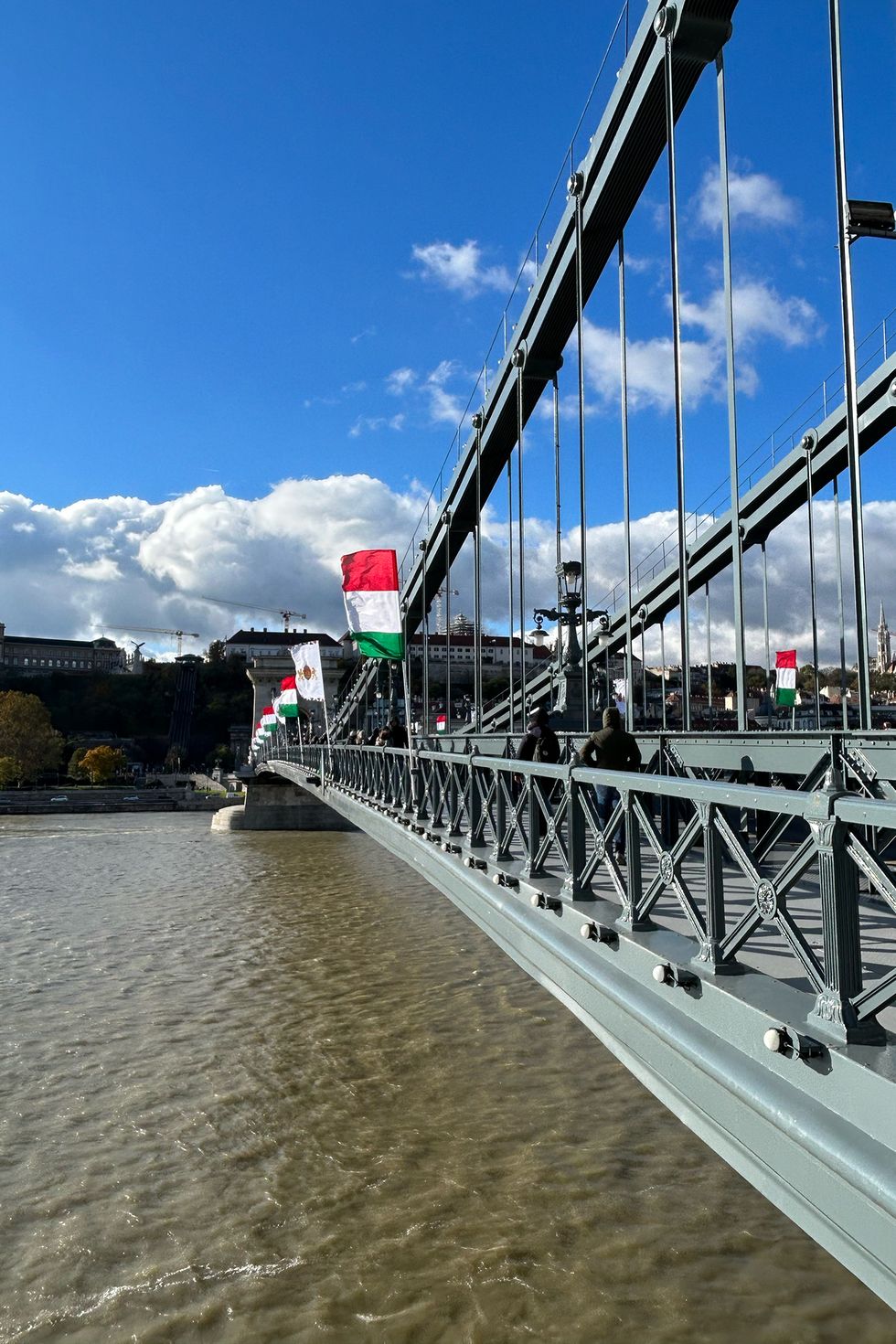 puente cadenas budapest