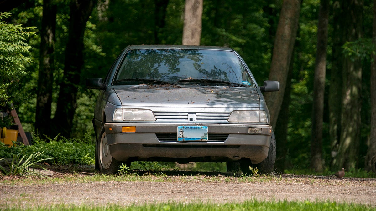 Peugeot 405 : la dernière berline mondiale du Lion