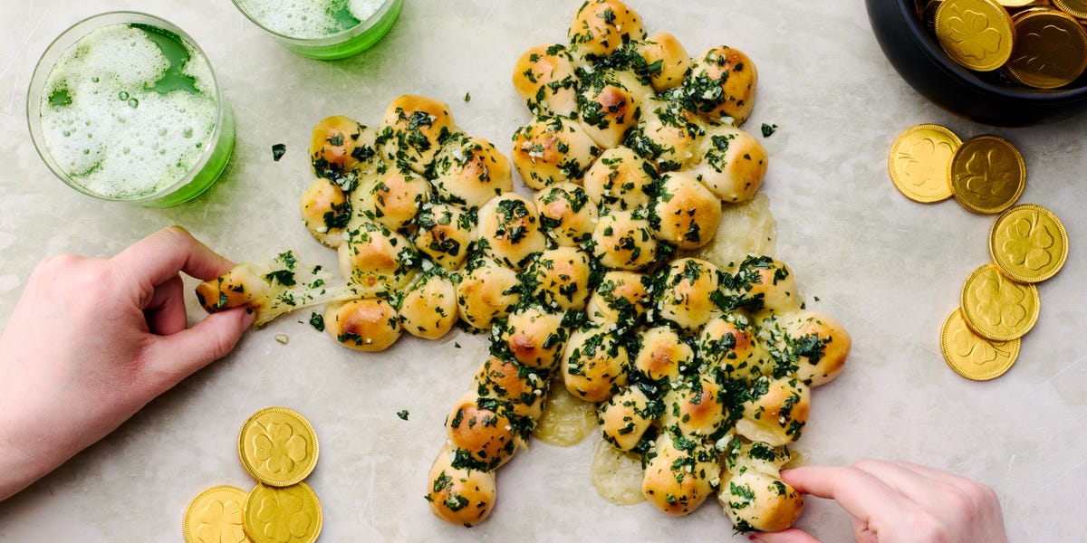 preview for Our Pull-Apart Shamrock Is One Appetizer Sure To Bring You Good Luck