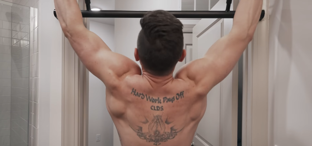 I did 10 pull-ups every day for 2 weeks - here's what happened