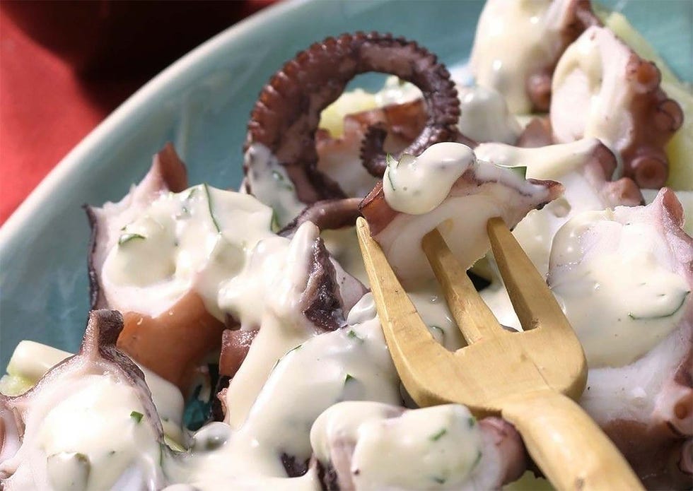 pulpo con salsa tártara