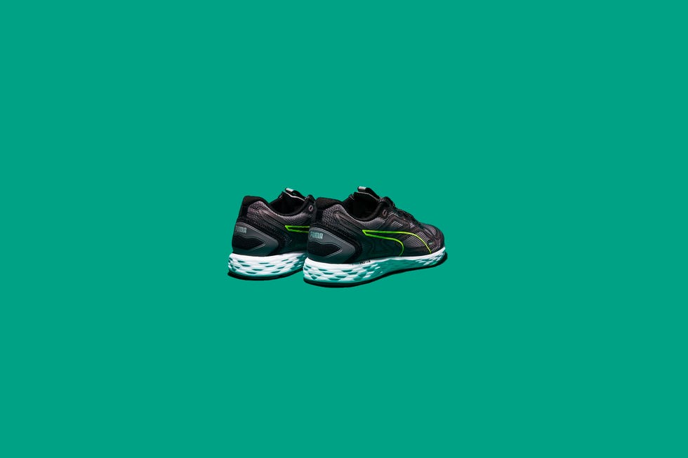 Green, Footwear, Shoe, Aqua, Water, Athletic shoe, Nike free, Outdoor shoe, Sneakers, Illustration, 