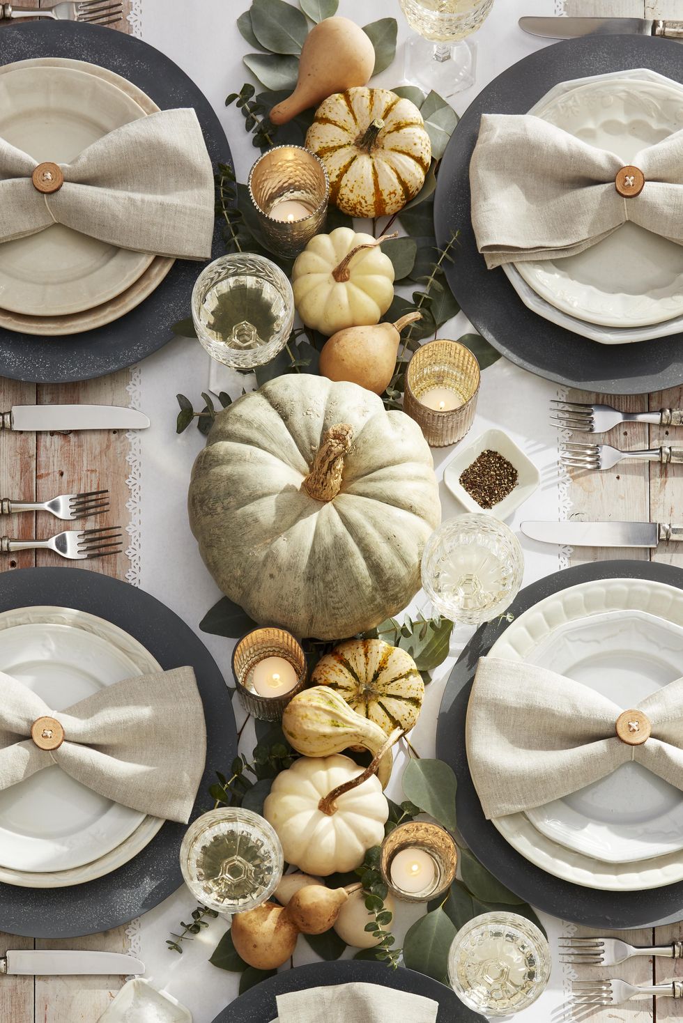 50 Stylish Thanksgiving Table Decor and Setting Ideas - Parade