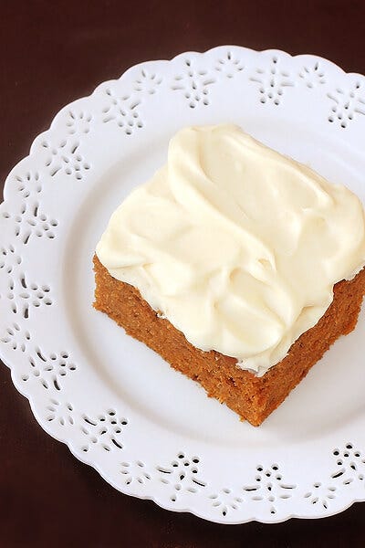 Dish, Food, Cuisine, Ingredient, Sour cream, Dessert, Cream cheese, Baked goods, Whipped cream, Cream, 