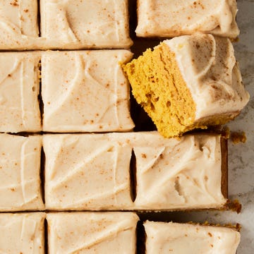 pumpkin cake with cream cheese icing