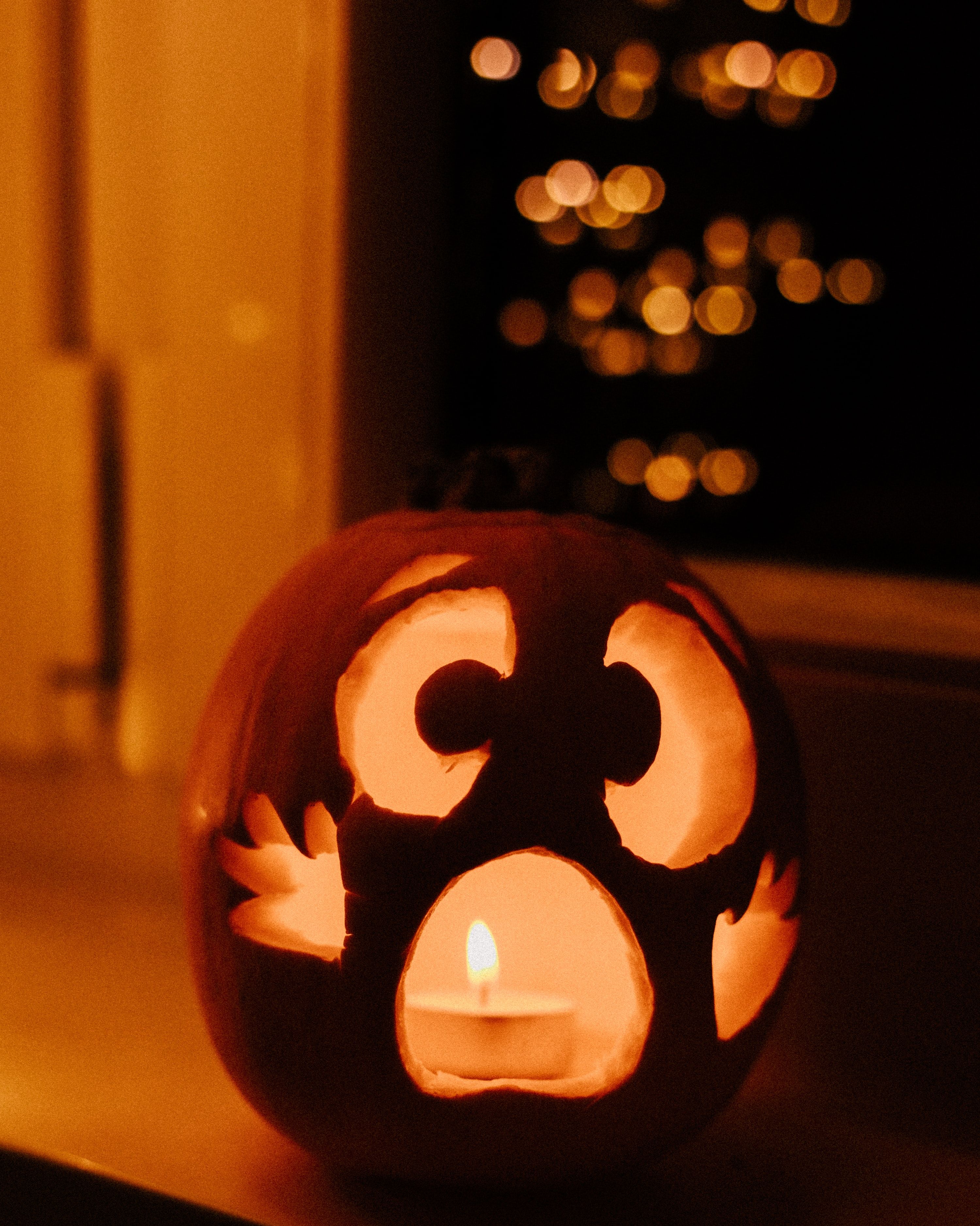 ghost pumpkin carving