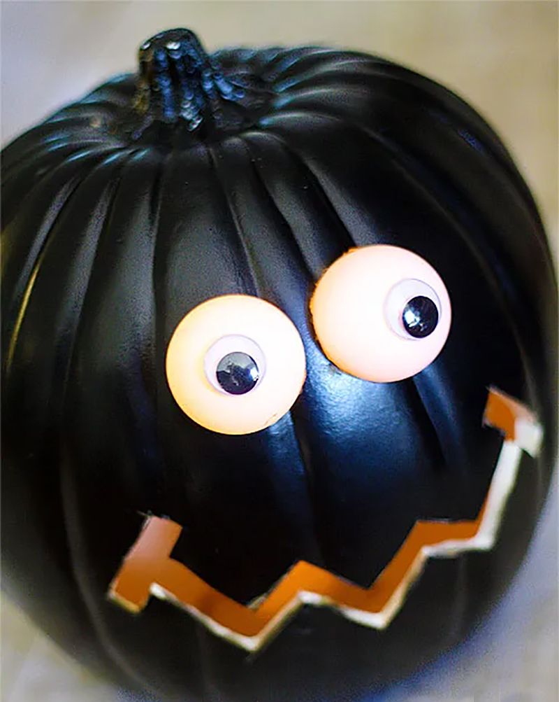 pumpkin carving ideas lighted eyes