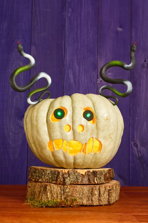 pumpkin carving ideas   medusa pumpkin