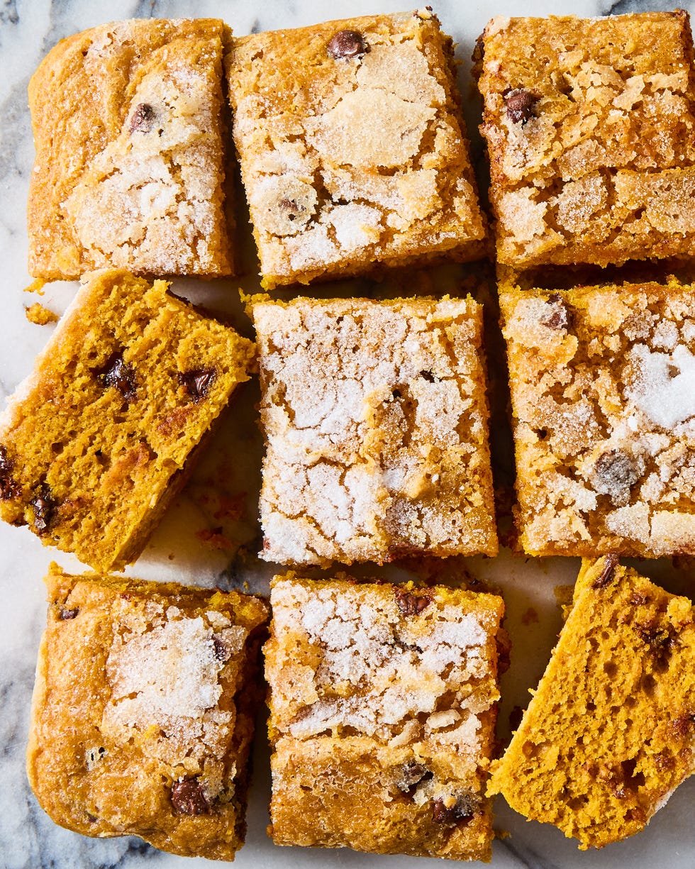 pumpkin chocolate chip breakfast cake