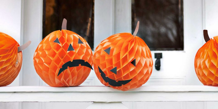 https://hips.hearstapps.com/hmg-prod/images/pumpkin-craft-ideas-for-kids-paper-jack-o-lanterns-64da8d6a34c6e.png?crop=0.987xw:0.456xh;0.0130xw,0.373xh&resize=1200:*