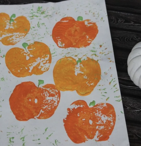 best pumpkin crafts like apple stamps