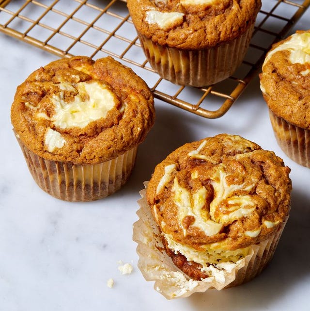 pumpkin cream cheese muffins