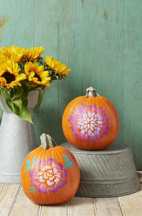 pumpkin decorating ideas ombre flowers