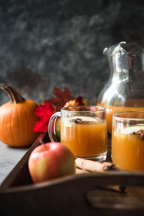 pumpkin apple cider 2 glasses and pitcher