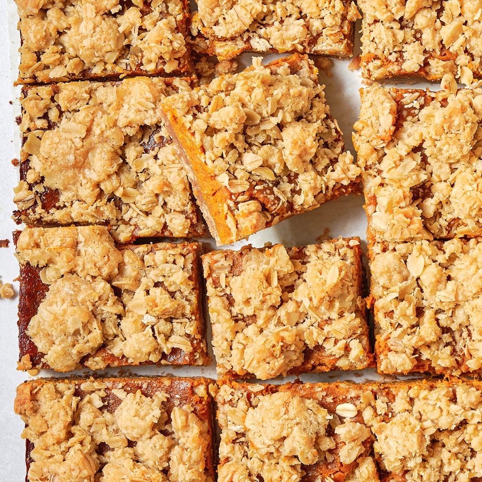 layered pumpkin oat bars