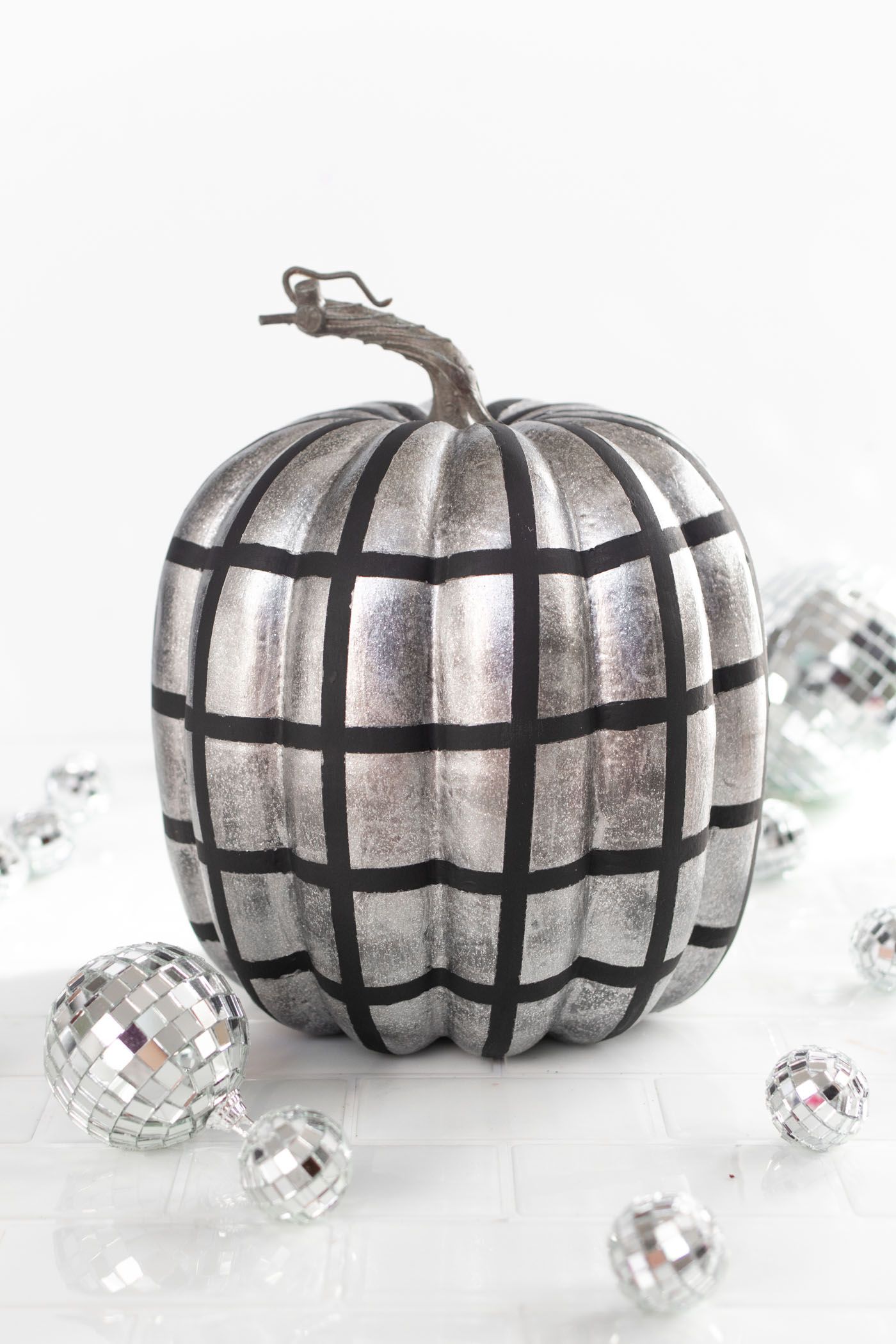 60 Easy Pumpkin Painting Ideas For Fall 2025 Pumpkin Painting Ideas Disco Ball Pumpkin 667463e488229