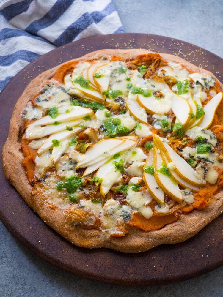 Dish, Food, Cuisine, Ingredient, Flatbread, Pizza, Produce, Recipe, Comfort food, Staple food, 