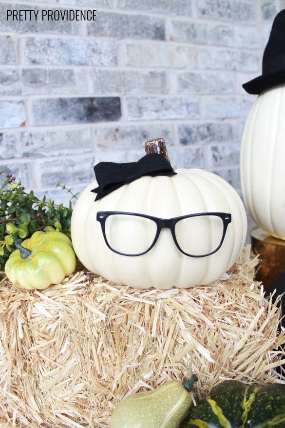 25 Best White Pumpkin Décor Ideas - White Pumpkin Decorating Ideas