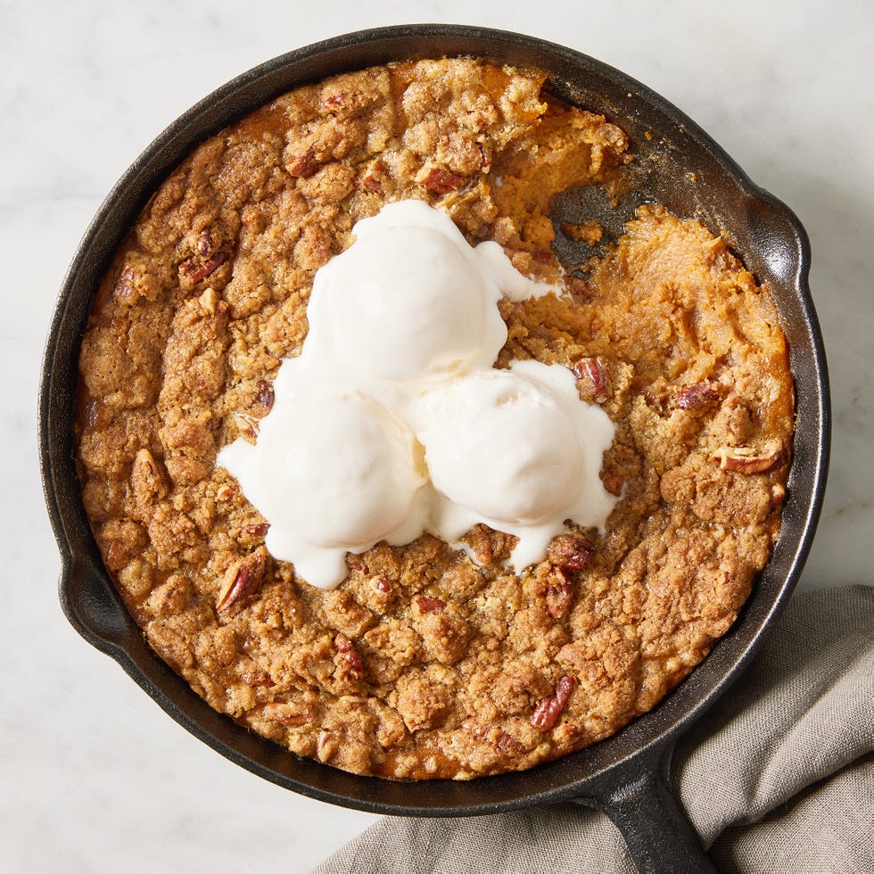 pumpkin pie crisp in a skillet