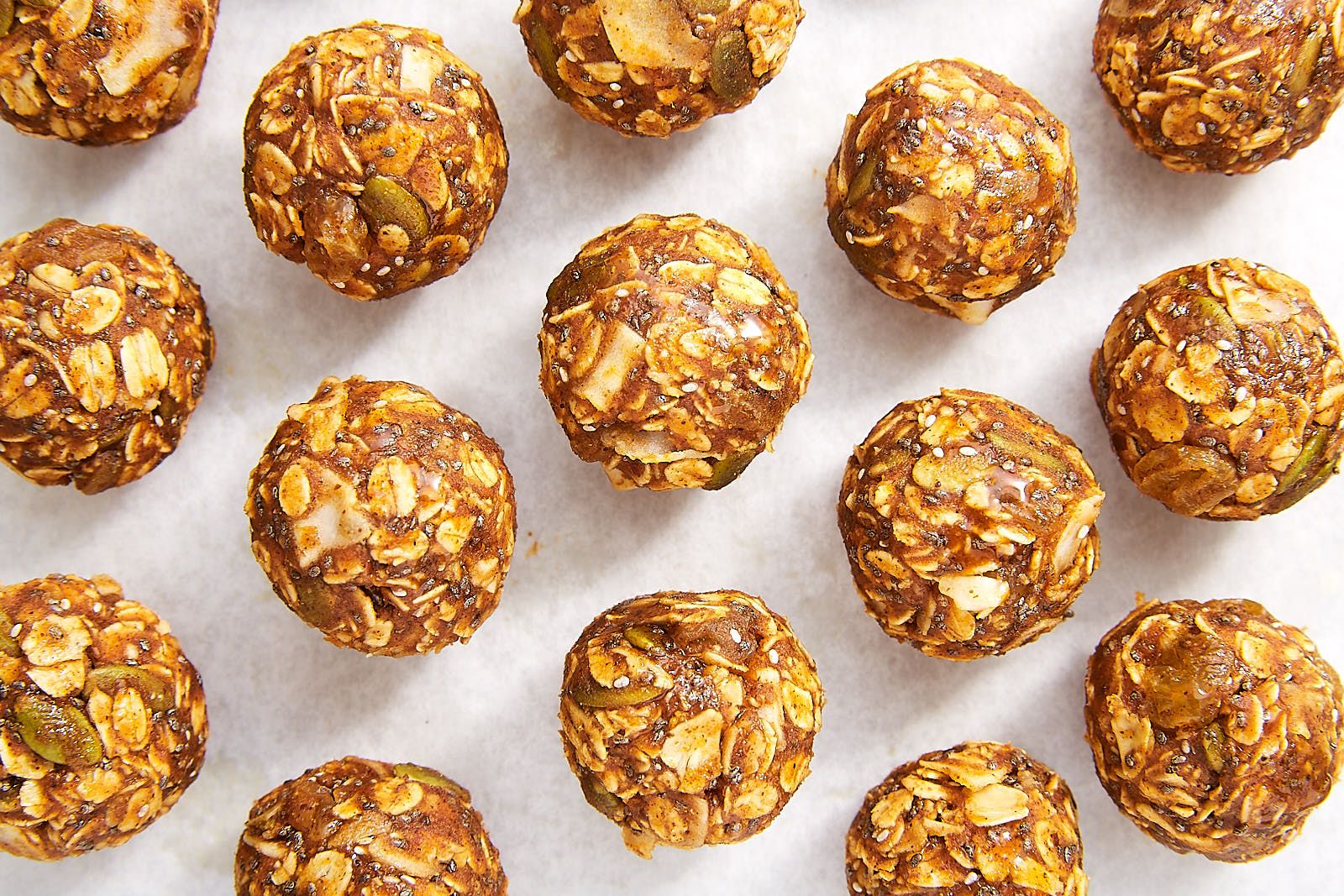 Pumpkin Protein Balls (No Bake Energy Bites) - The Balanced Nutritionist