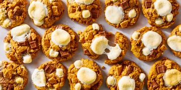 cookies with pumpkin topped with toasted marshmallows