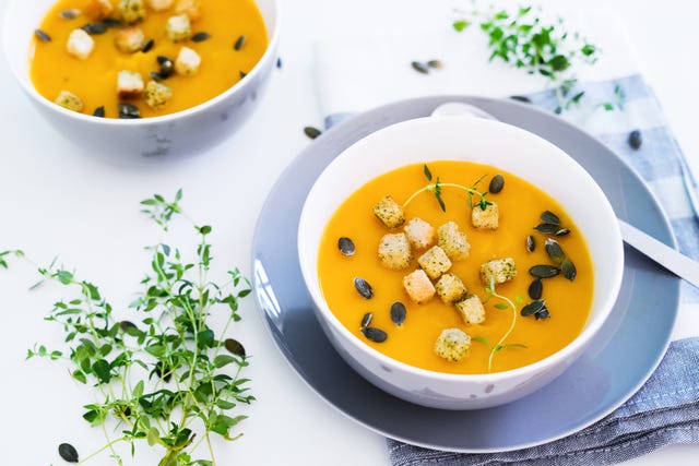 sopa de calabaza para incluir en tu dieta exprés