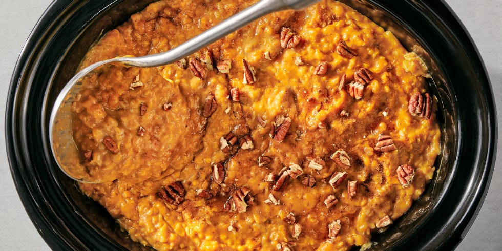 pumpkin spice oatmeal with pecans in the slow cooker