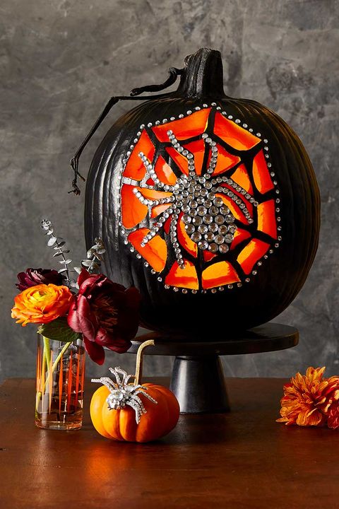 pumpkin carving ideas  spidey sense pumpkin