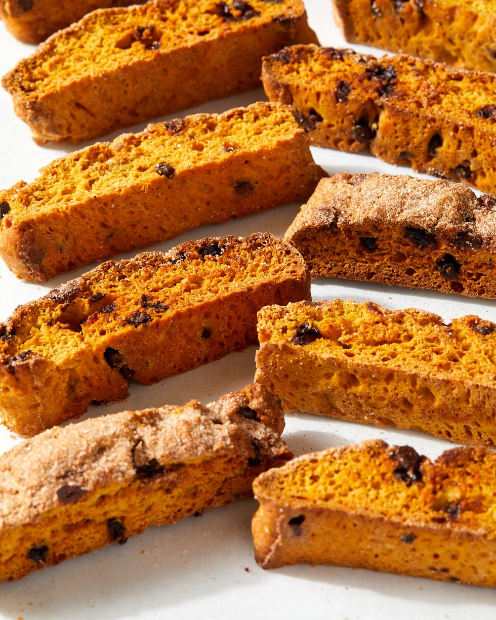 pumpkin spice chocolate chip biscotti